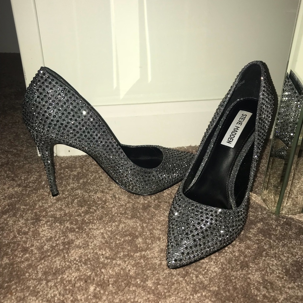 Steve Madden Black/grey sparkly pumps